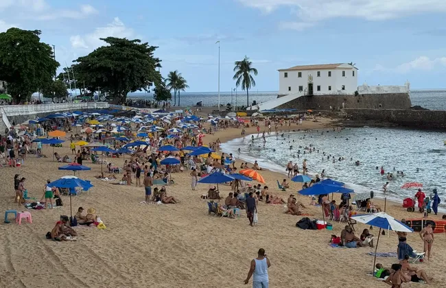 Imagem ilustrativa da imagem Vai dar praia? Veja previsão do tempo para Salvador no fim de semana