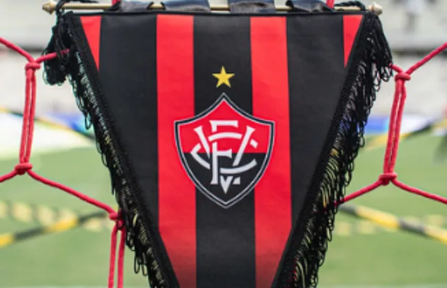 Imagem ilustrativa da imagem Vitória tenta repetir ‘Fórmula Escudero’ para fugir do rebaixamento