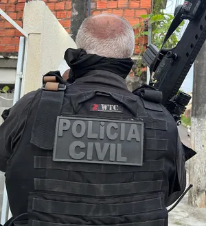 Imagem ilustrativa da imagem Advogado que foi candidato a vereador é preso por vários B.Os