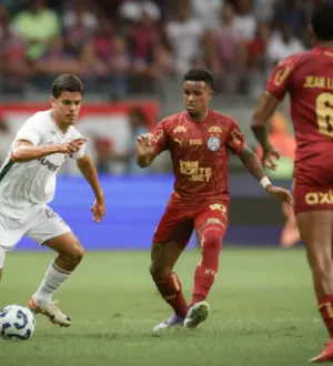 Imagem ilustrativa da imagem Bahia e Fluminense: onde assistir, escalações e arbitragem