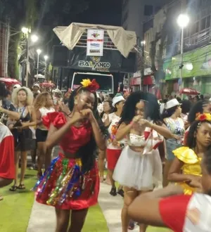 Imagem ilustrativa da imagem Bloco Axé Dadá homenageará o Samba no próximo Carnaval de Salvador