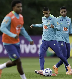 Imagem ilustrativa da imagem Brasil x Senegal: onde assistir, escalações e todas as informações