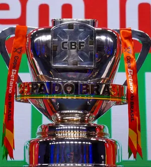 Imagem ilustrativa da imagem Copa do Brasil dará duas vagas na Libertadores; veja o que muda