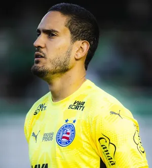 Imagem ilustrativa da imagem Dono da posição? Bahia fecha com goleiro Ronaldo até 2029
