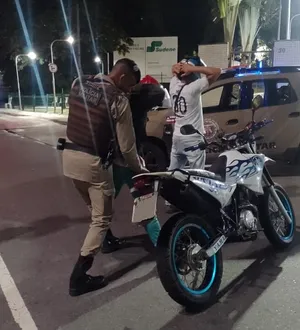 Imagem ilustrativa da imagem Jovem tenta se criar em assalto pra cima de PM perto da Fonte Nova