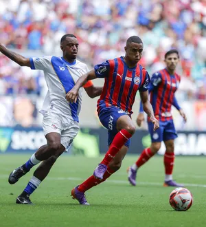 Imagem ilustrativa da imagem Mais uma vítima! Baêa atropela Galícia e mantém 100% no Baianão