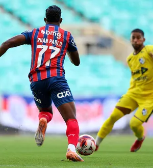 Imagem ilustrativa da imagem Ruan Pablo vibra com prêmio de craque do jogo contra o Jequié