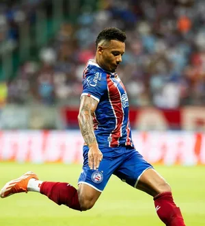 Imagem ilustrativa da imagem Saiba como fica a situação de Ratão com o Bahia após retorno do Japão