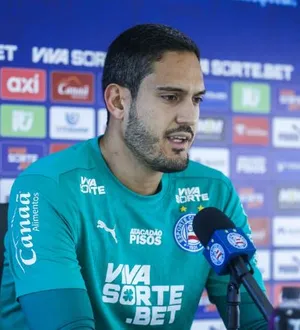 Imagem ilustrativa da imagem Vai ou fica? Ronaldo fala sobre renovação com o Bahia