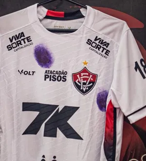 Imagem ilustrativa da imagem Vídeo: Vitória lança campanha para denunciar violência contra a mulher