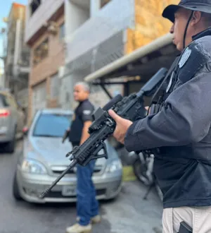 Imagem ilustrativa da imagem Vovô do mal é preso por estuprar a neta de 12 anos