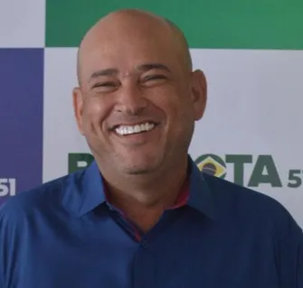Imagem ilustrativa da imagem Mandato do deputado Binho Galinha é suspenso até julgamento
