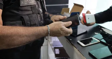 Imagem ilustrativa da imagem Após recuperar celular, vítima de ‘meninos bons’ relembra o sufoco