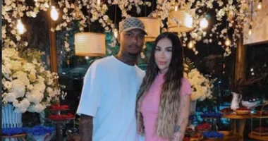 Imagem ilustrativa da imagem Após trair a esposa, jogador do Vitória pede perdão na web