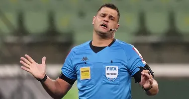 Imagem ilustrativa da imagem Bahia faz pressão em arbitragem após derrota contra o Atlético-MG