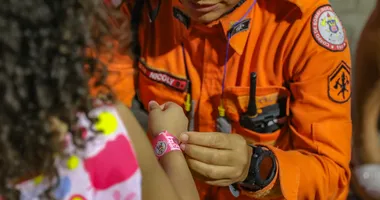 Imagem ilustrativa da imagem Bombeiros distribuirá pulseiras para foliões vulneráveis