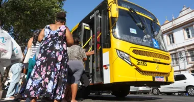 Imagem ilustrativa da imagem Buzus voltam a circular no Nordeste de Amaralina após dias de tensão