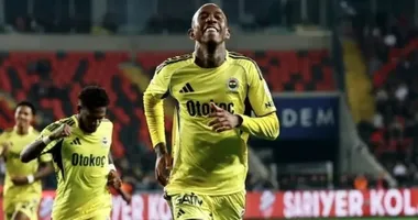 Imagem ilustrativa da imagem De olho no Brasil, Talisca broca duas vezes no Turcão