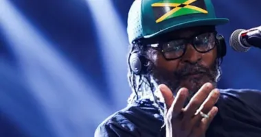 Imagem ilustrativa da imagem Deputada baiana desce a lenha em Edson Gomes: “Reacionário”