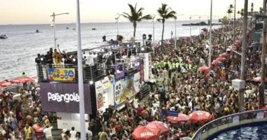 Imagem ilustrativa da imagem Fuzuê toma a orla neste domingo; veja horários das atrações