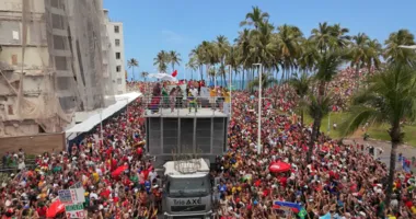 Imagem ilustrativa da imagem Ivete, Saulo e mais: confira a lista de pipocas no Carnaval