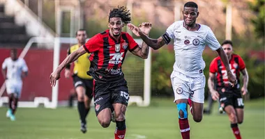 Imagem ilustrativa da imagem Jacuipense x Vitória: onde assistir, escalações e outros detalhes