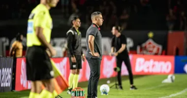 Imagem ilustrativa da imagem Jair Ventura dá moral aos atletas do Leão, mas fica “put*” com derrota