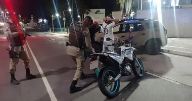 Imagem ilustrativa da imagem Jovem tenta se criar em assalto pra cima de PM perto da Fonte Nova