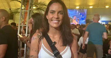 Imagem ilustrativa da imagem Ju Moraes fica na bronca e cobra mudança após trio ter horário trocado