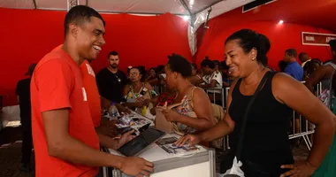 Imagem ilustrativa da imagem Kits de ambulantes que trabalharão no Circuito Osmar estão disponíveis