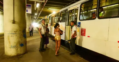 Imagem ilustrativa da imagem Linhas de ônibus voltam a circular no subsolo da Lapa