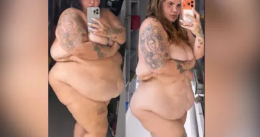 Imagem ilustrativa da imagem Nua, Thais Carla exibe transformação após perder 85 kg