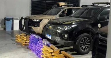 Imagem ilustrativa da imagem Polícia prende dupla do crime com quase 200 kg de drogas