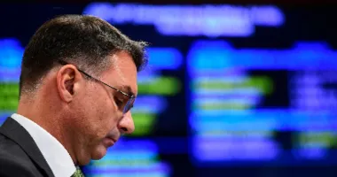 Imagem ilustrativa da imagem Presidente do PL confirma Flávio Bolsonaro como candidato em 2026