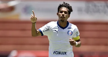 Imagem ilustrativa da imagem Segue o líder! Bahia goleia Mecão e passa para o mata-mata da Copinha