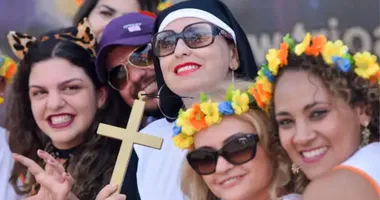 Imagem ilustrativa da imagem Símbolos cristãos podem ser proibidos no Carnaval em todo o país