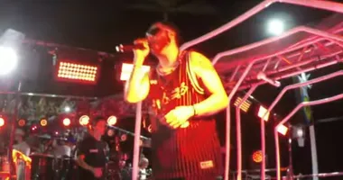 Imagem ilustrativa da imagem Tomate rebate suposta morte do Axé Music: "Minha cacet*"