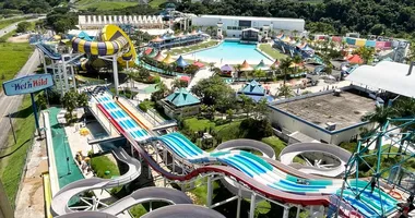 Imagem ilustrativa da imagem Tragédia: salva-vidas morre sugado por ralo de piscina no Wet'n Wild