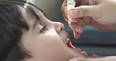 Imagem ilustrativa da imagem Vacinação nas férias deixa criança 'zero bala' para retorno às aulas