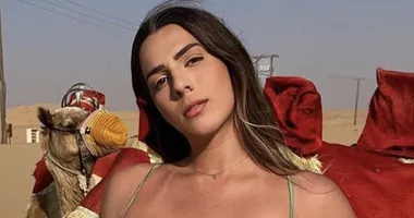 Imagem ilustrativa da imagem Vídeo: blogueira trans exibe parte íntima após denúncia de transfobia