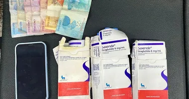 Imagem ilustrativa da imagem Virou moda! Mulher é pega no pulo roubando canetas emagrecedoras