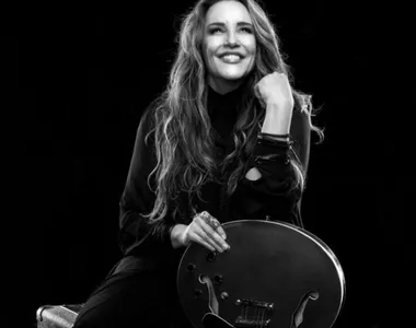 Cantora Ana Carolina