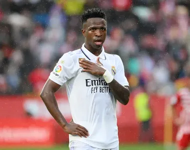 Norma homenageia o jogador da Seleção Brasileira