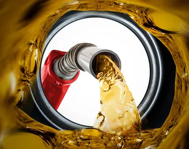 Ator global ingeriu gasolina sem querer