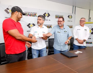 CNH foi entregue nesta segunda-feira (2)