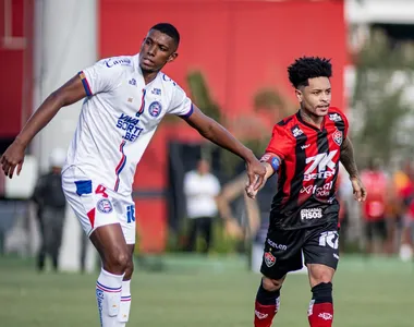 Rivais se enfrentam nesta quinta (16), às 21h30, no Barradão
