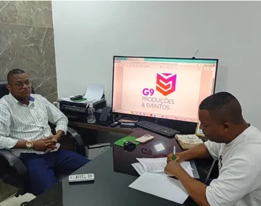 Jotta Santana em reunião com a G9 Produções e Eventos