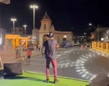 Cantor não teve apoio do público de sua cidade natal