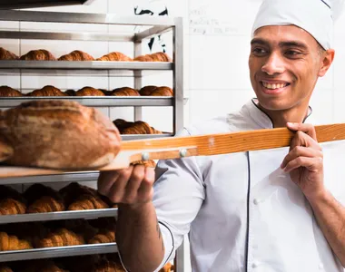 Há vagas para curso de padaria e confeitaria