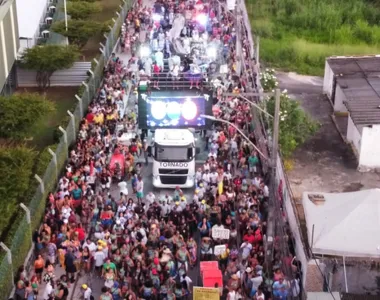 Dez blocos temáticos vão participar do desfile